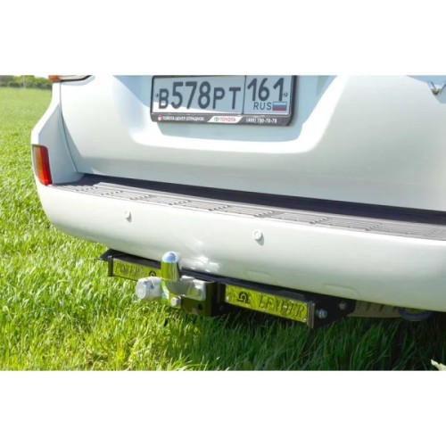 Фаркоп Лидер-Плюс для Toyota Land Cruiser 200 2007-2021 (с накладкой из нерж. стали). Фланцевое крепление. Артикул T110-F(N) Фаркоп Лидер-Плюс для Toyota Land Cruiser 200 2007-2021 (с накладкой из нерж. стали). Фланцевое крепление. Артикул T110-F(N)
