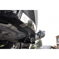 Фаркоп Baltex для Toyota Highlander II 2010-2013. (с декор. накладкой) Фланцевое крепление. Артикул 24.1958.08