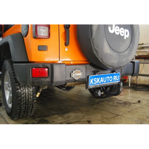 Фаркоп Auto-Hak для Jeep Wrangler JK 2007-2018. Артикул JP 09