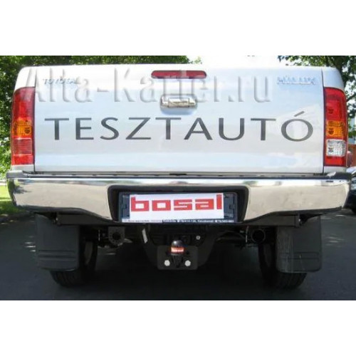 Фаркоп Bosal для Toyota Hilux VII Pick-up с подножкой (только 4x4) 2005-2015. Фланцевое крепление. Артикул 044-842
