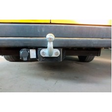 Фаркоп Imiola для Volkswagen Crafter 32 Van (с подножкой) 2006-2016. Фланцевое крепление. Артикул M.031
