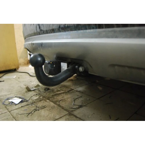 Фаркоп Imiola для Hyundai Santa Fe II 2006-2012. Артикул J.020