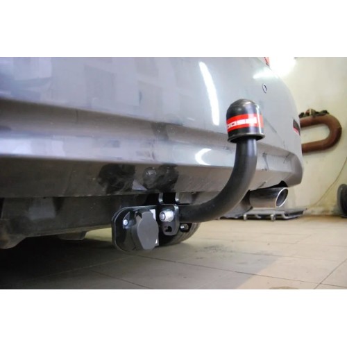 Фаркоп Imiola для Toyota Corolla E180/E170 седан 2013-2019. Артикул T.045