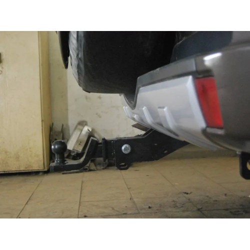 Фаркоп Imiola для Mitsubishi Pajero IV 2008-2020. Быстросъемный крюк под квадрат. Артикул Y.201
