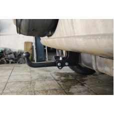 Фаркоп Imiola для Jeep Cherokee KJ (Cherokee в России, Liberty в США) 2001-2007. Артикул J.026