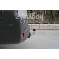 Фаркоп Aragon для Nissan NV400 2012-2020. Фланцевое крепление. Артикул E5232AC