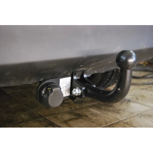 Фаркоп Imiola для Toyota RAV4 IV 2013-2019. Артикул T.055 Фаркоп Imiola для Toyota RAV4 IV 2013-2019. Артикул T.055