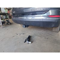 Фаркоп для Chevrolet Equinox 2017-2024 Эквинокс