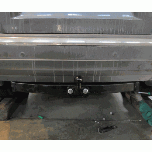 Фаркоп Oris (ранее Bosal) для Toyota Land Cruiser 200 4x4 2007-2021. Фланцевое крепление. Артикул 3092-F