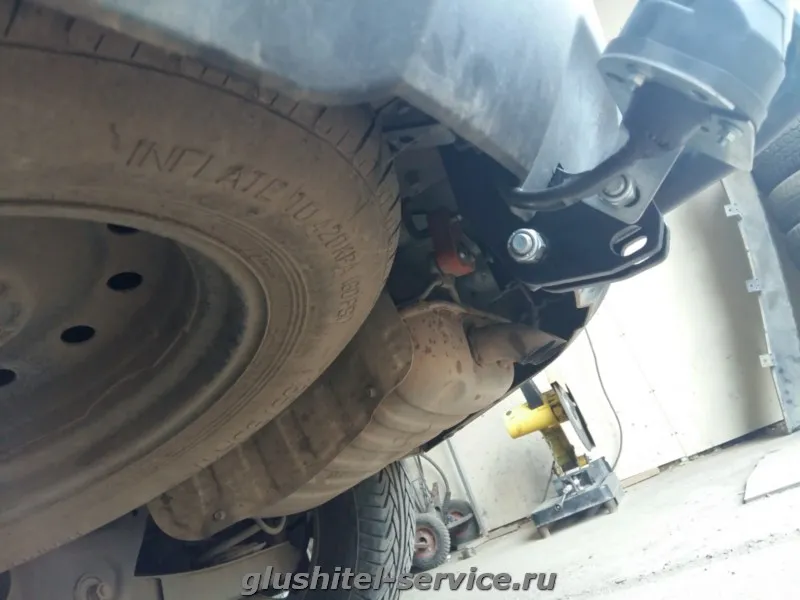 Фаркоп AvtoS для Kia Sorento II до рестайлинга 2009-2012. Артикул KI 17 Фаркоп AvtoS для Kia Sorento II до рестайлинга 2009-2012. Артикул KI 17