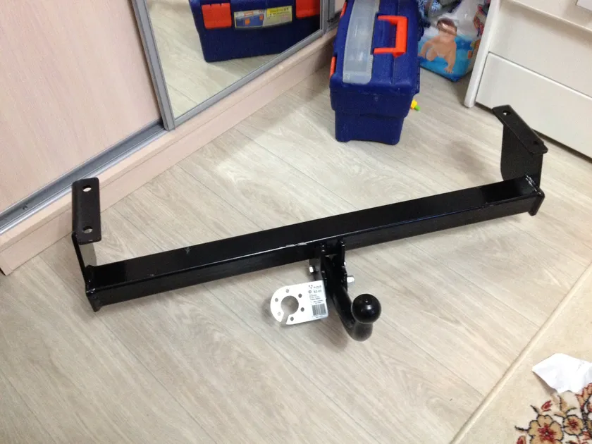 Фаркоп AvtoS для Suzuki Grand Vitara II 3/5 дверей 1997-2005. Артикул SZ 05 Фаркоп AvtoS для Suzuki Grand Vitara II 3/5 дверей 1997-2005. Артикул SZ 05