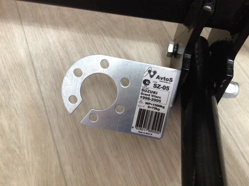 Фаркоп AvtoS для Suzuki Grand Vitara II 3/5 дверей 1997-2005. Артикул SZ 05 Фаркоп AvtoS для Suzuki Grand Vitara II 3/5 дверей 1997-2005. Артикул SZ 05