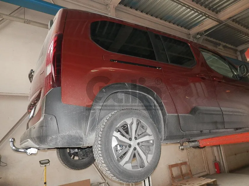 Фаркоп Galia оцинкованный для Peugeot Partner III L2 (XL/Long) 2018-2025. Быстросъемный крюк. Артикул C0528C Фаркоп Galia оцинкованный для Peugeot Partner III L2 (XL/Long) 2018-2025. Быстросъемный крюк. Артикул C0528C