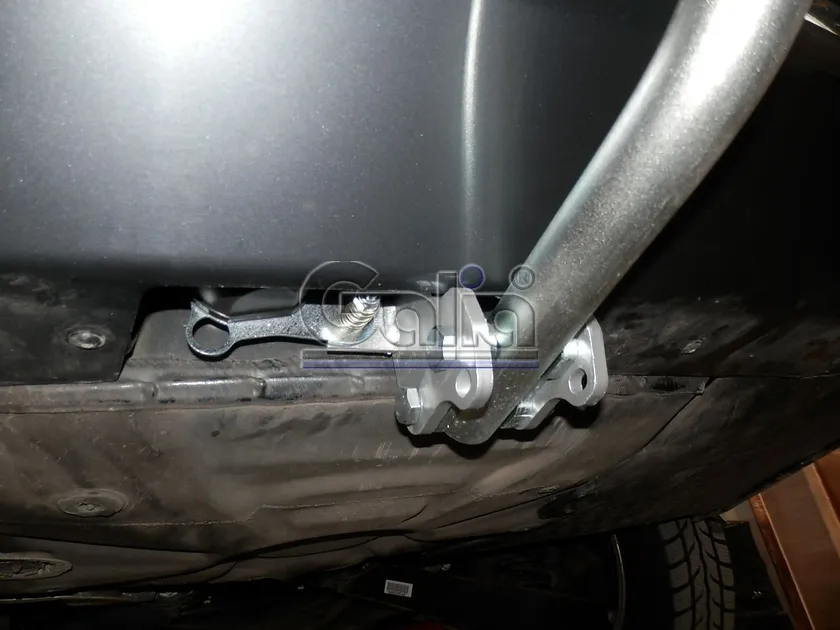 Фаркоп Galia оцинкованный для Skoda Octavia Scout 2008-2013. Артикул S086A Фаркоп Galia оцинкованный для Skoda Octavia Scout 2008-2013. Артикул S086A