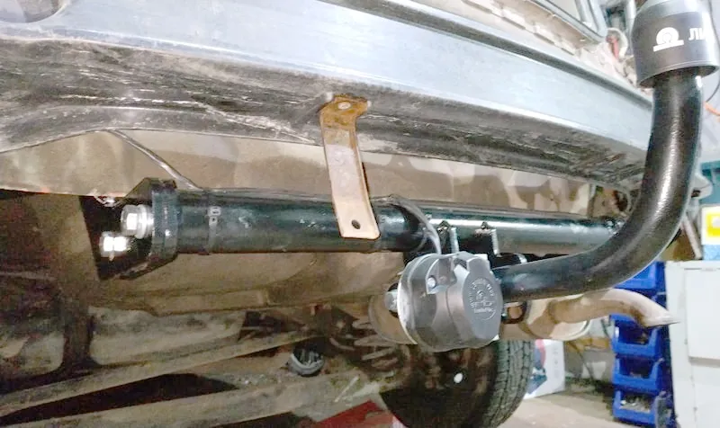 Фаркоп Лидер-Плюс для Kia Rio I DC седан, универсал 2000-2005. Артикул K113-A