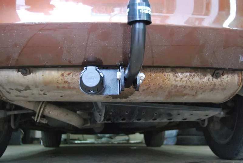 Фаркоп Лидер-Плюс для Toyota Venza I рестайлинг 2012-2015. Артикул T118-A