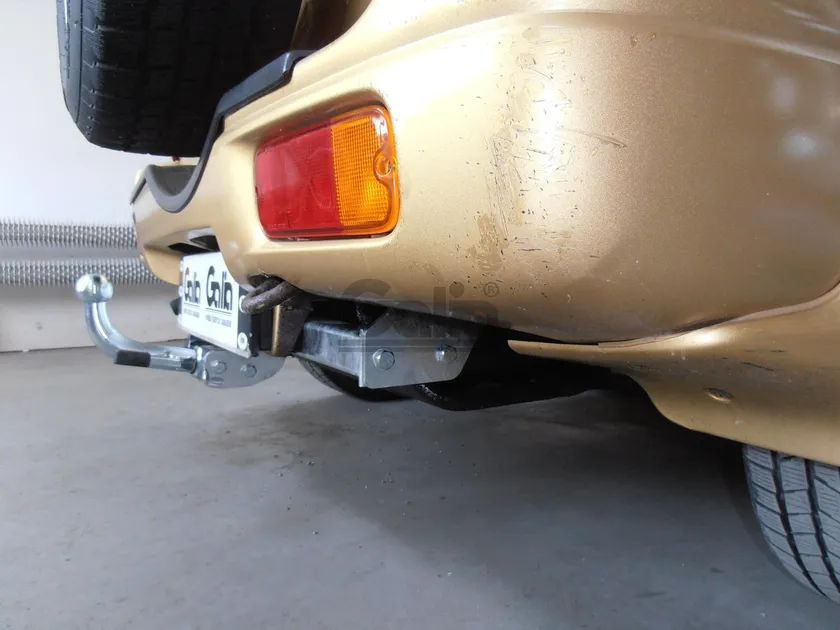 Фаркоп Galia оцинкованный для Suzuki Grand Vitara II 1997-2005. Быстросъемный крюк. Артикул S030C Фаркоп Galia оцинкованный для Suzuki Grand Vitara II 1997-2005. Быстросъемный крюк. Артикул S030C