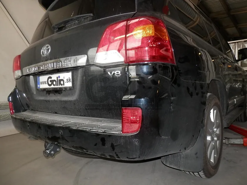 Фаркоп Galia оцинкованный для Toyota Land Cruiser 200 2007-2021. Артикул T070A Фаркоп Galia оцинкованный для Toyota Land Cruiser 200 2007-2021. Артикул T070A