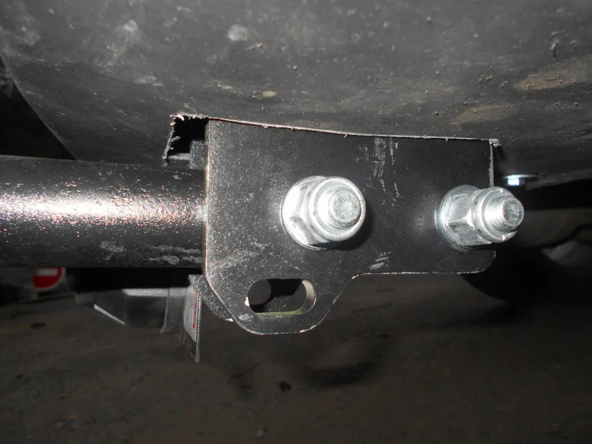 Фаркоп Oris (ранее Bosal) для Opel Insignia седан, хэтчбек 2008-2017. Артикул 1173-A Фаркоп Oris (ранее Bosal) для Opel Insignia седан, хэтчбек 2008-2017. Артикул 1173-A