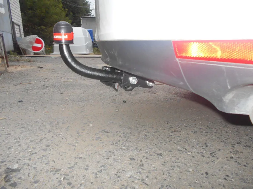 Фаркоп Oris (ранее Bosal) для Opel Insignia седан, хэтчбек 2008-2017. Артикул 1173-A