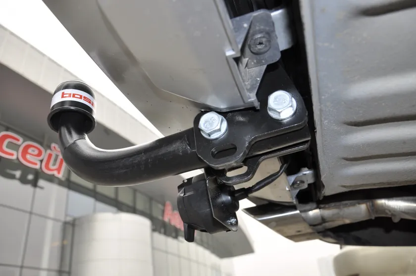 Фаркоп Oris (ранее Bosal) для Lada Vesta седан, SportWagon (вкл. Cross) 2015-2022. Артикул 1234-A