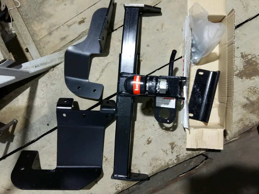 Балка Bosal для фаркопа под квадрат (с шаром типа E) для Mitsubishi Outlander XL 2007-2012. Артикул 4165-E Балка Bosal для фаркопа под квадрат (с шаром типа E) для Mitsubishi Outlander XL 2007-2012. Артикул 4165-E