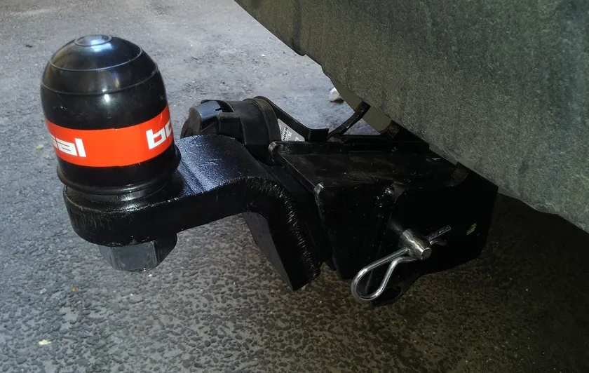 Балка Bosal для фаркопа под квадрат (с шаром типа E) для Mitsubishi Outlander XL 2007-2012. Артикул 4165-E Балка Bosal для фаркопа под квадрат (с шаром типа E) для Mitsubishi Outlander XL 2007-2012. Артикул 4165-E