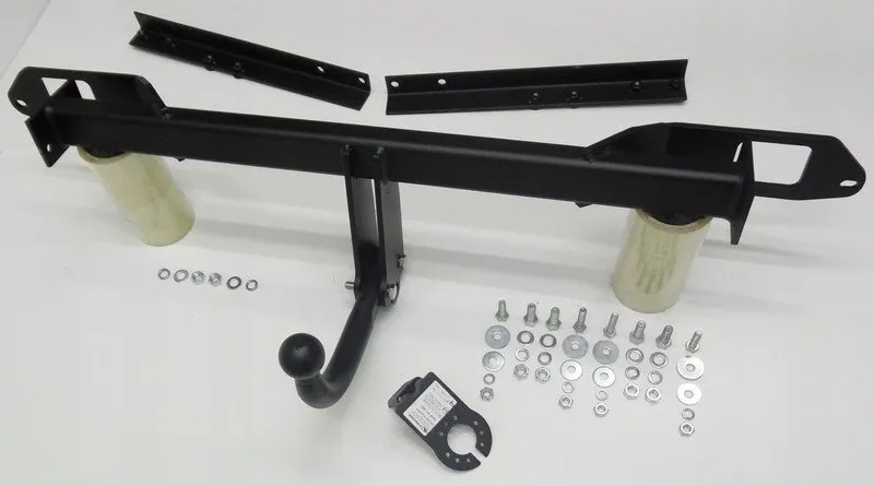 Фаркоп Steinhof для Saab 9-5 II седан 2010-2012. Артикул S-010