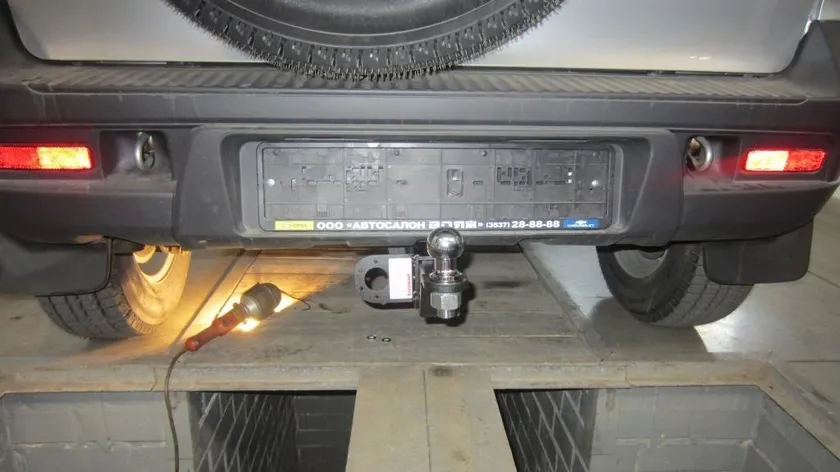 Фаркоп Oris (ранее Bosal) под квадратное отверстие (с шаром типа E) для Chevrolet Niva 4х4 2002-2020. Артикул 1230-EN Фаркоп Oris (ранее Bosal) под квадратное отверстие (с шаром типа E) для Chevrolet Niva 4х4 2002-2020. Артикул 1230-EN