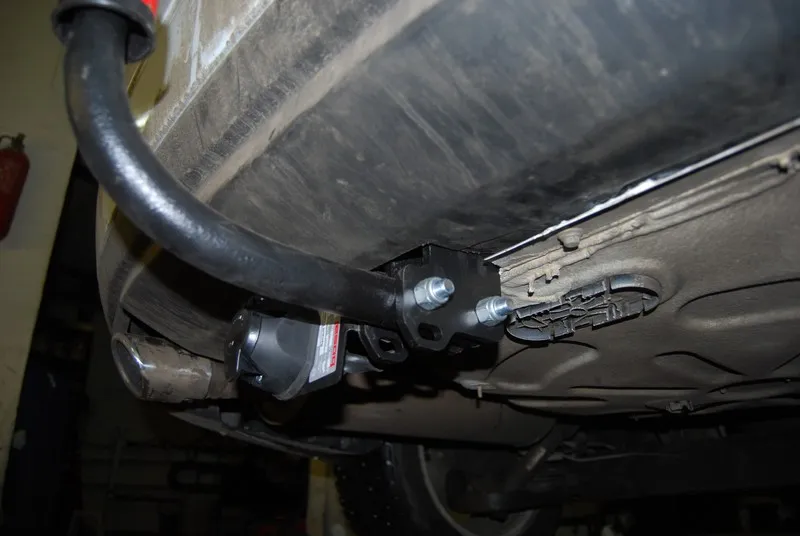 Фаркоп Oris (ранее Bosal) для Renault Fluence 2011-2025. Артикул 1428-A