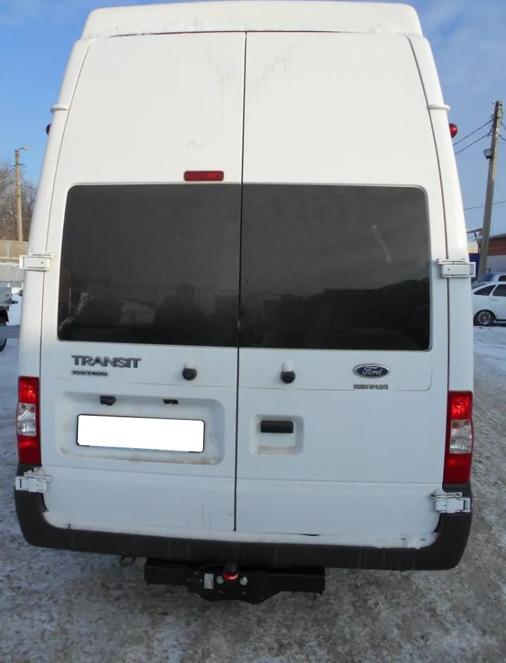 Фаркоп Oris (ранее Bosal) для Ford Transit Van, Minibus (со ступенькой) 2000-2006. Фланцевое крепление. Артикул 3970-F Фаркоп Oris (ранее Bosal) для Ford Transit Van, Minibus (со ступенькой) 2000-2006. Фланцевое крепление. Артикул 3970-F
