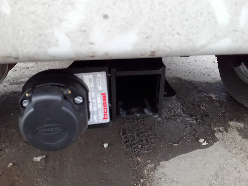 Фаркоп Oris (ранее Bosal) для УАЗ 3163 Патриот 4x4 I рестайлинг 2014-2025. Артикул 6509-E Фаркоп Oris (ранее Bosal) для УАЗ 3163 Патриот 4x4 I рестайлинг 2014-2025. Артикул 6509-E