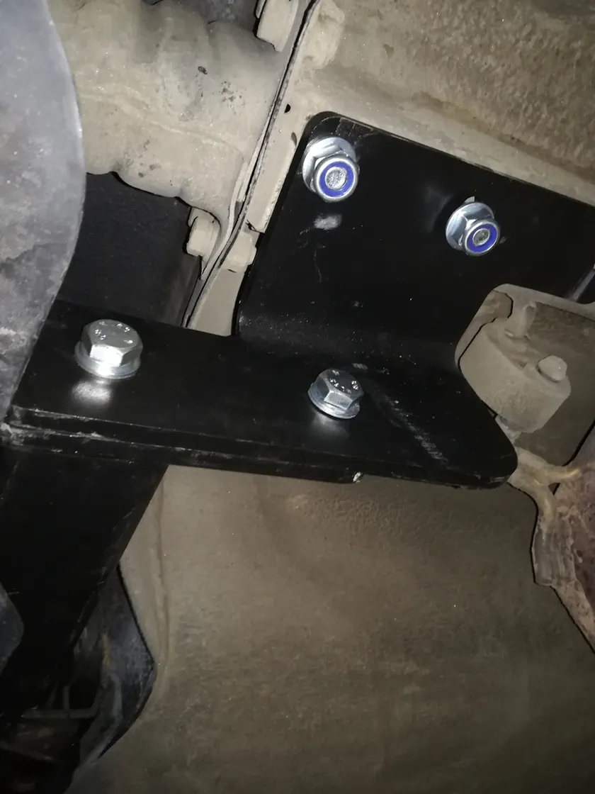 Фаркоп Oris (ранее Bosal) для Geely Emgrand EC7 седан 2012-2016. Артикул 9004-A Фаркоп Oris (ранее Bosal) для Geely Emgrand EC7 седан 2012-2016. Артикул 9004-A