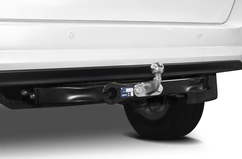 Фаркоп Berg торцевой для Toyota Fortuner II поколение (кроме TRD) 2017-2020 2020-2025. Артикул F.5715.001 Фаркоп Berg торцевой для Toyota Fortuner II поколение (кроме TRD) 2017-2020 2020-2025. Артикул F.5715.001