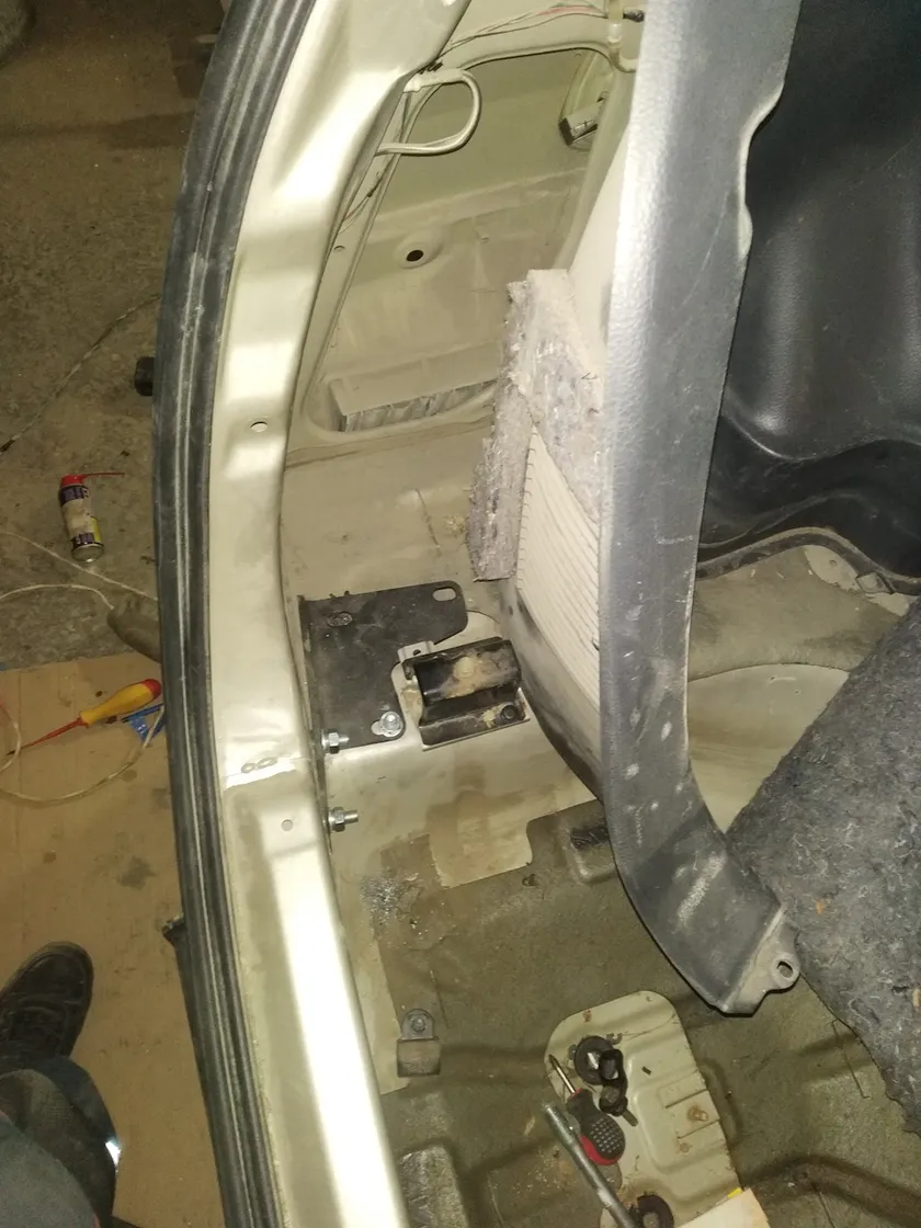 Фаркоп AvtoS для Suzuki Liana хэтчбек 2005-2008. Артикул SZ 07 Фаркоп AvtoS для Suzuki Liana хэтчбек 2005-2008. Артикул SZ 07