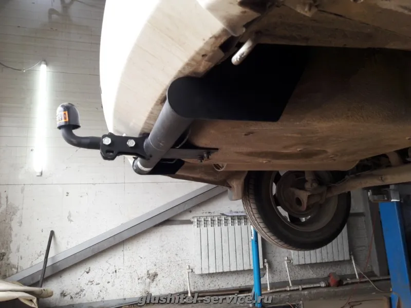 Фаркоп AvtoS для ВАЗ 2112 1999-2009. Артикул VAZ-40 Фаркоп AvtoS для ВАЗ 2112 1999-2009. Артикул VAZ-40