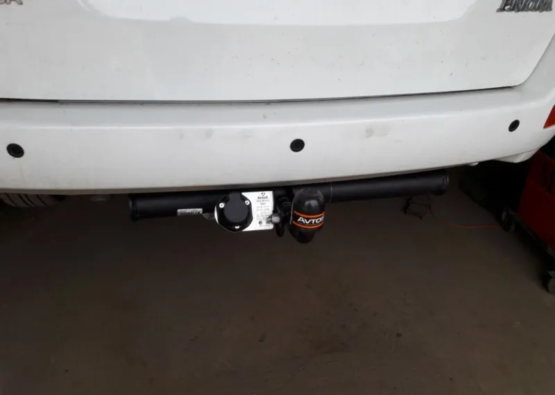 Фаркоп AvtoS для ВАЗ 2112 1999-2009. Артикул VAZ-40 Фаркоп AvtoS для ВАЗ 2112 1999-2009. Артикул VAZ-40