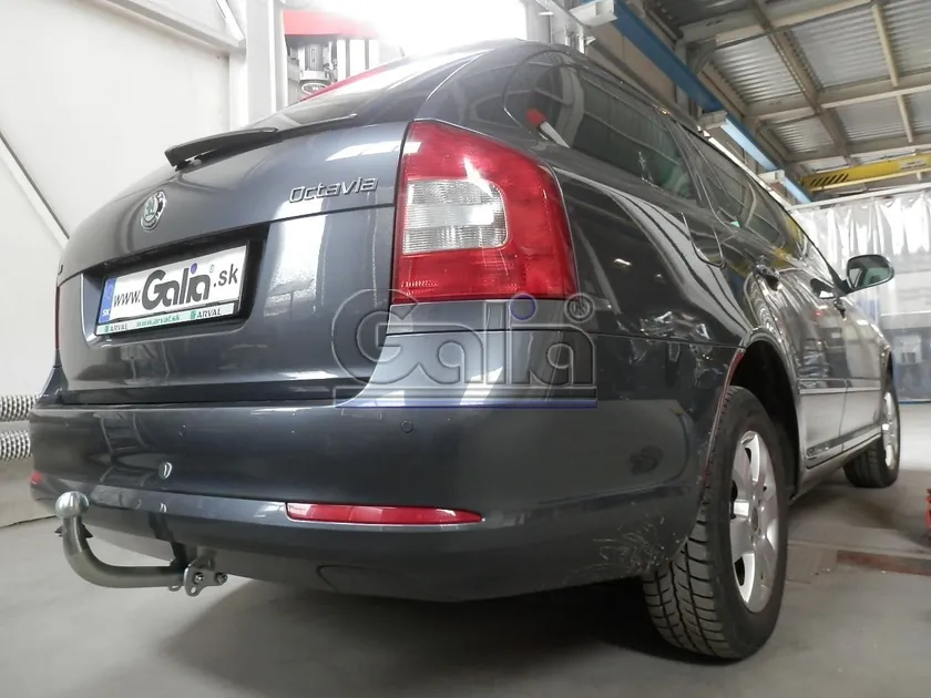 Фаркоп Galia оцинкованный для Skoda Octavia A5 хэтчбек, универсал 2004-2013. Артикул S086A Фаркоп Galia оцинкованный для Skoda Octavia A5 хэтчбек, универсал 2004-2013. Артикул S086A