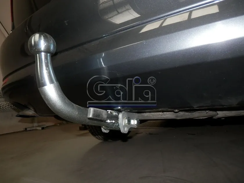 Фаркоп Galia оцинкованный для Skoda Octavia Scout 2008-2013. Быстросъемный крюк. Артикул S086C
