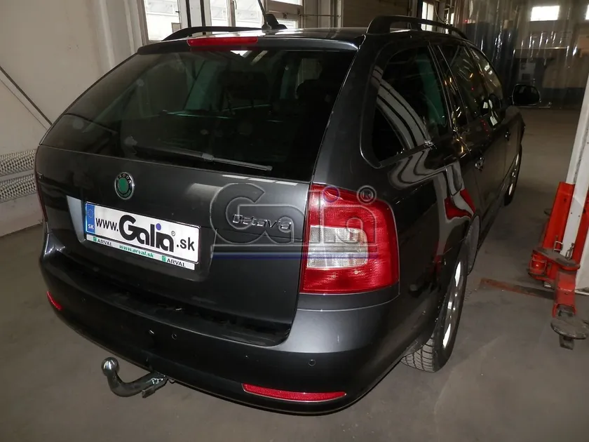 Фаркоп Galia оцинкованный для Skoda Octavia Scout 2008-2013. Быстросъемный крюк. Артикул S086C Фаркоп Galia оцинкованный для Skoda Octavia Scout 2008-2013. Быстросъемный крюк. Артикул S086C