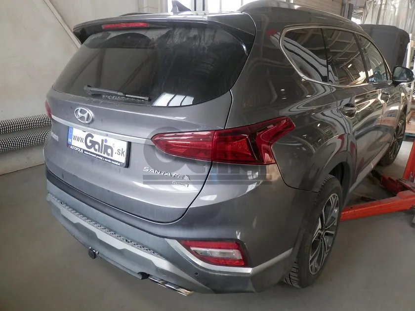 Фаркоп Galia оцинкованный для Kia Sorento II рестайлинг 2012-2020. Быстросъемный крюк. Артикул H091C Фаркоп Galia оцинкованный для Kia Sorento II рестайлинг 2012-2020. Быстросъемный крюк. Артикул H091C