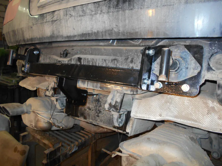 Фаркоп Лидер-Плюс для BMW X5 E53 2000-2006. Артикул B203-AE Фаркоп Лидер-Плюс для BMW X5 E53 2000-2006. Артикул B203-AE