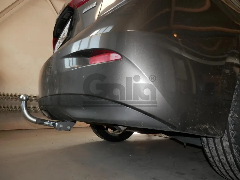 Фаркоп Galia оцинкованный для Mazda 3 III седан 2013-2018. Артикул M135A Фаркоп Galia оцинкованный для Mazda 3 III седан 2013-2018. Артикул M135A