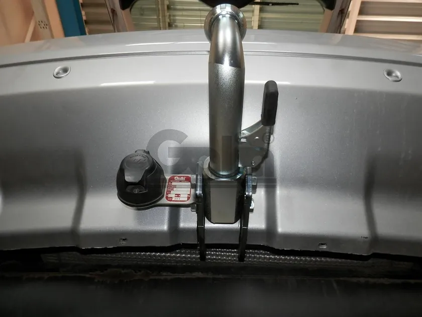 Фаркоп Galia оцинкованный для Land Rover Freelander II 2006-2014. Артикул R094A Фаркоп Galia оцинкованный для Land Rover Freelander II 2006-2014. Артикул R094A