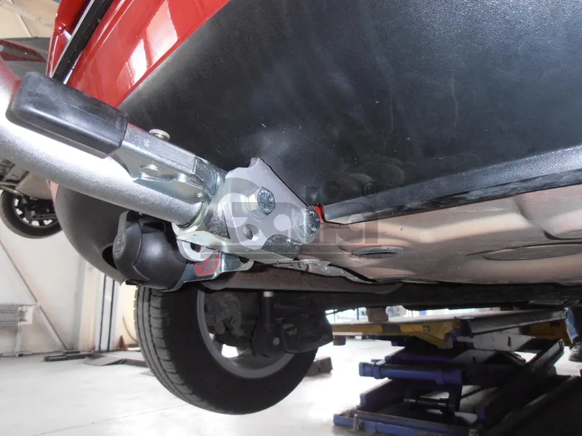 Фаркоп Galia оцинкованный для Volkswagen Polo IV 2001-2009. Артикул V042A Фаркоп Galia оцинкованный для Volkswagen Polo IV 2001-2009. Артикул V042A