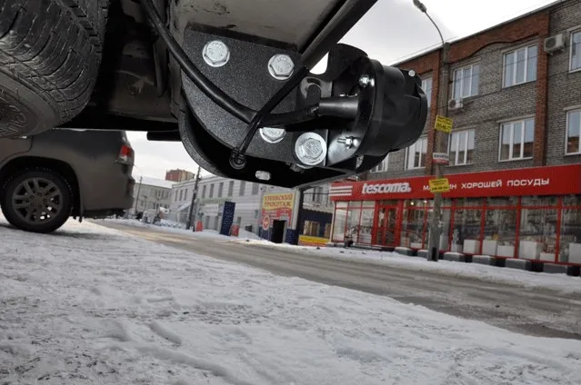 Фаркоп Oris (ранее Bosal) для Volkswagen Amarok (с бампером) 2010-2025. Фланцевое крепление. Артикул 2192-F Фаркоп Oris (ранее Bosal) для Volkswagen Amarok (с бампером) 2010-2025. Фланцевое крепление. Артикул 2192-F