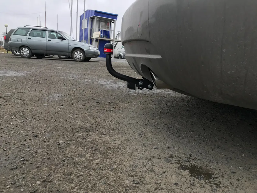 Фаркоп Oris (ранее Bosal) для Kia Carens III минивэн 2006-2012. Артикул 6735-A