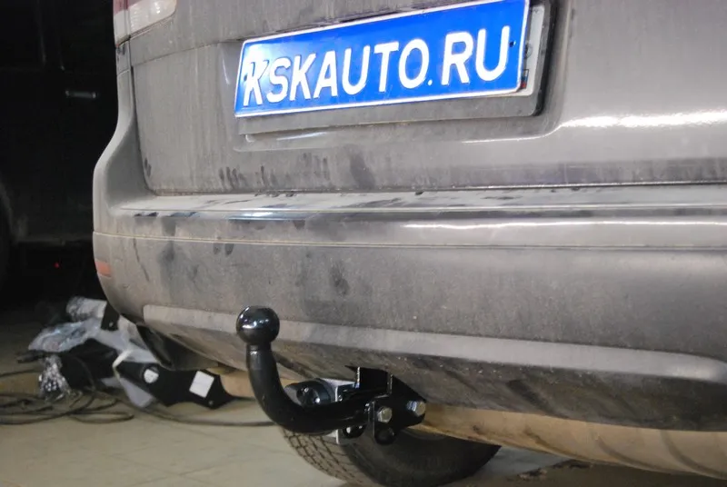 Фаркоп Лидер-Плюс для Volkswagen Touareg I 2002-2010. Артикул V124-A Фаркоп Лидер-Плюс для Volkswagen Touareg I 2002-2010. Артикул V124-A