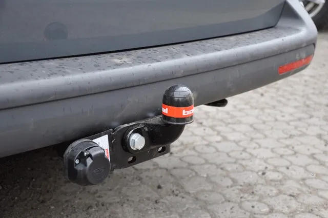 Фаркоп Oris (ранее Bosal) для Renault Master III 2WD/4WD 2010-2025. Фланцевое крепление. Артикул 1437-F