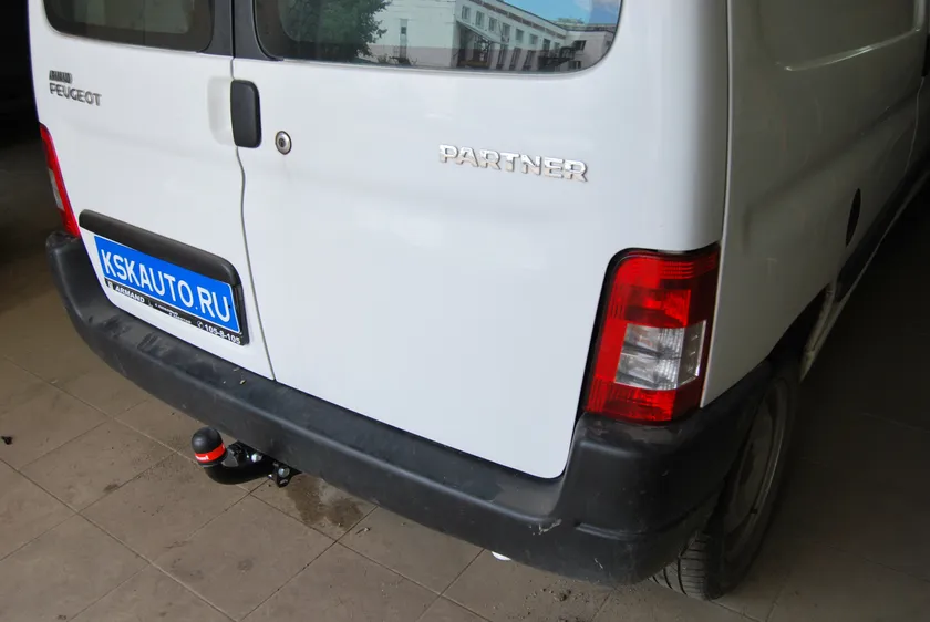 Фаркоп Oris (ранее Bosal) для Citroen Berlingo I Minivan, Van 1996-2008. Артикул 2527-A Фаркоп Oris (ранее Bosal) для Citroen Berlingo I Minivan, Van 1996-2008. Артикул 2527-A